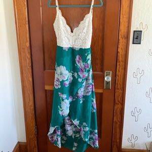 Open back floral and lace high low dress, NWT